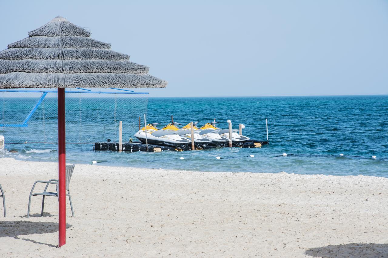Radisson Blu Resort, Al Khobar Bahía de la Media Luna Exterior foto Beach in Pomorie